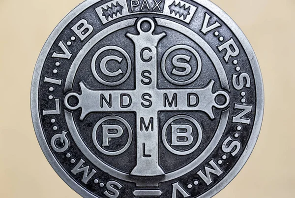 Święty Benedykt medall symboli — Zdjęcie stockowe