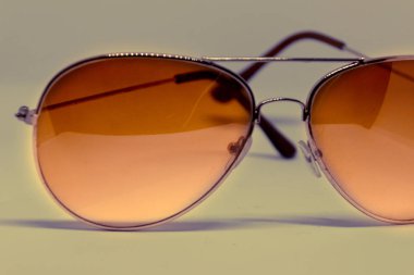 şık güneş gözlüğü 