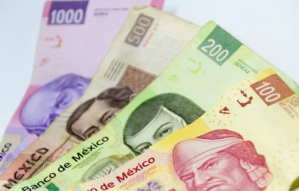 Billetes mexicanos de diferentes valores —  Fotos de Stock