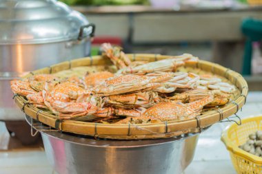 Buğulanmış dev Yengeç Yengeç pazarında