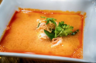 Tom Yum Kroong çorbası