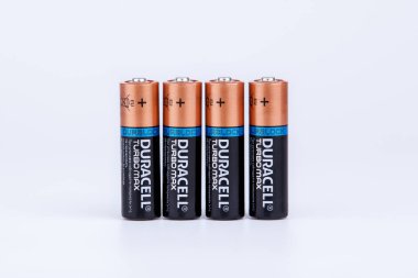 Riga, Letonya - 18 Nisan 2017: Bir Amerikan markası Duracell Duracell piller, olduğunu