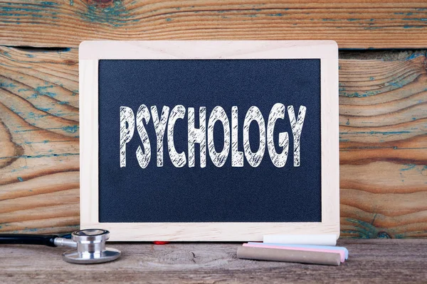 心理学。健康の概念。木製の背景に黒板 — ストック写真