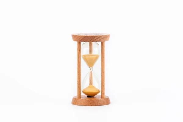 Reloj de arena, reloj de arena o temporizador de huevo en la mesa blanca que muestra el último segundo o el último minuto o tiempo de espera —  Fotos de Stock