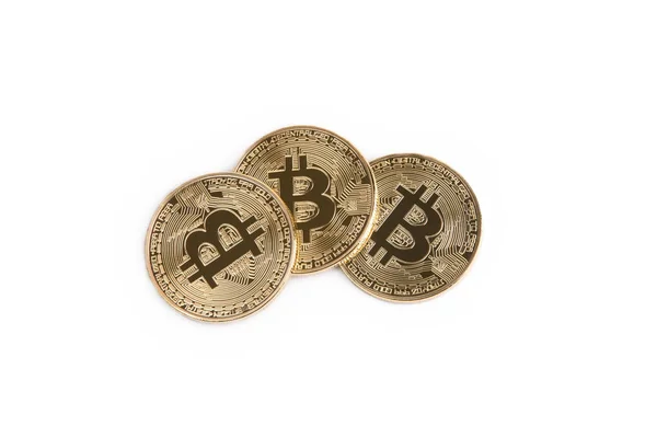 Krypto valuta, gyllene bitcoin isolerad på vit bakgrund — Stockfoto