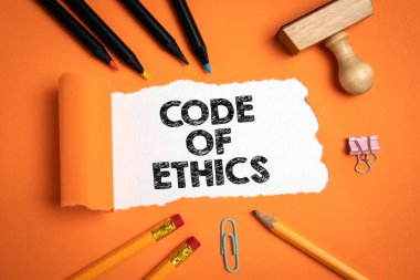 Ahlak Yasası. Güvenilirlik, ilkeler, dürüstlük ve değerler