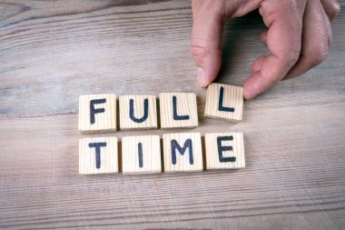 Tam gün. İş, kariyer, öğrenim veya ebeveynlik kavramı