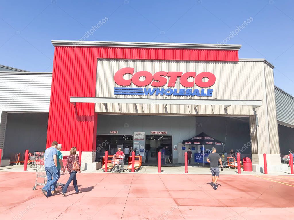 DALLAS, TX, US-OCT 19, 2019: Customers enter Cosco warehouse store in Churchill Way, Dallas. It is an American multinational corporation which operates a chain of membership-only warehouse clubs