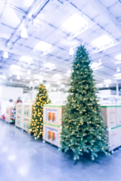 Imagem Borrada Enorme Decoração Árvores Natal Loja Por Atacado Grinaldas — Fotografia de Stock