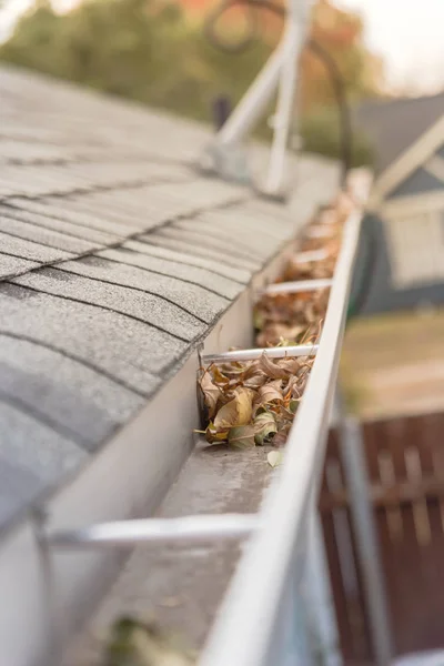 Blocked Gutter Roof Shingles Satellite Dish Background Clogged Drain Pipe — Stock Photo, Image