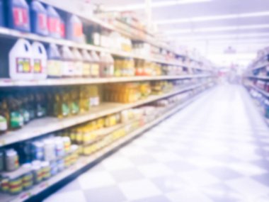Usa 'daki Asya süpermarketinde arka plan koridorları ve raflar bulanık