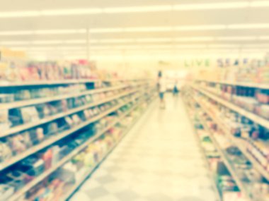 Bulanık arka plan müşterisi Usa 'daki Asya süpermarketinden alışveriş yapıyor.