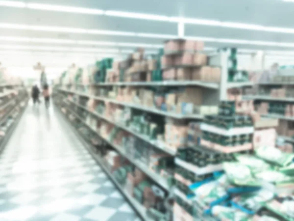 Filtrovaný obrázek rozmazané pozadí zákazník nakupování v asijské supermarket v USA — Stock fotografie