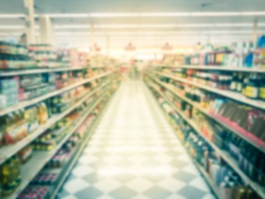 Usa 'daki Asya süpermarketinde arka plan koridorları ve raflar bulanık
