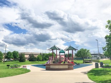 Çocuk parkı Coronavirus Covid-19, Wuhan virüsü Dallas, Teksas, ABD yakınlarında.