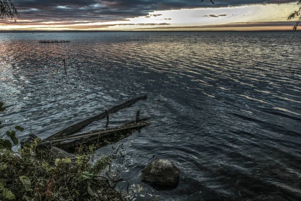 Aan de inheemse kust — Stockfoto