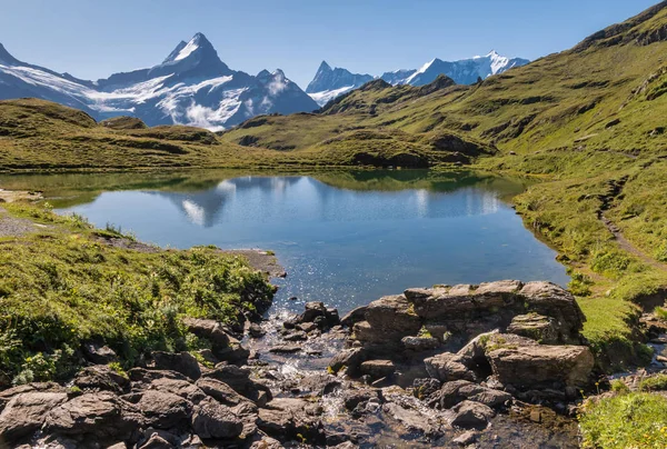 Lago Bachalpsee Sobre Valle Grindelwald Los Alpes Berneses Suiza — Foto de Stock