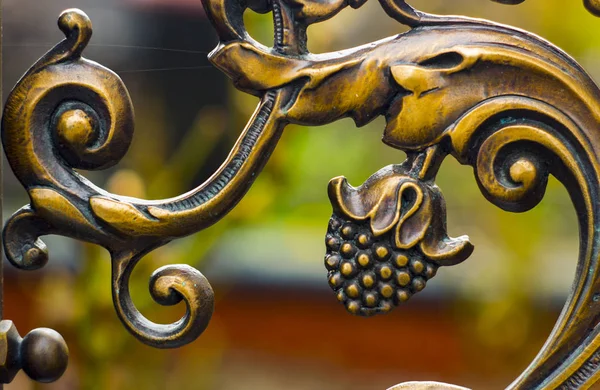 Close-up of forged element, vintage fence — Stock Photo, Image