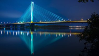 Ukrayna. Kiev Pivdenny sis Güney Köprüsü