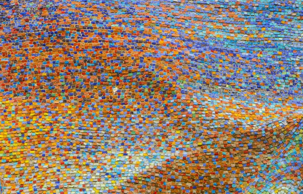 Mozaik, doğal taş, Traverten mermer, kumtaşı ve granit.