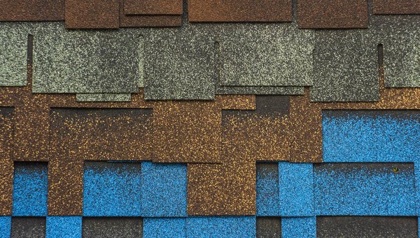 Красная пластиковая черепица
