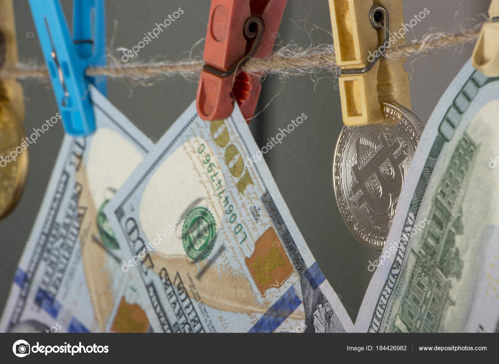 100 dollar bitcoin (93) 사진