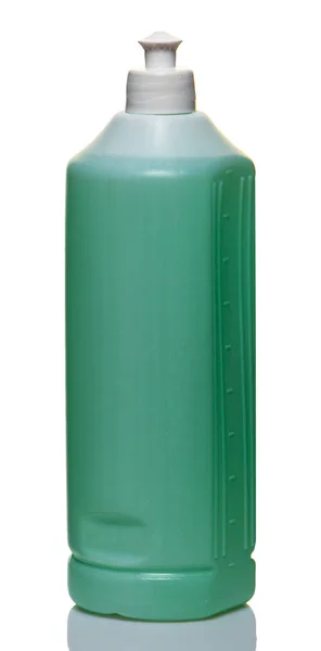 Weiße Waschmittelflasche mit grüner Flüssigkeit im Inneren — Stockfoto
