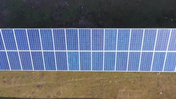 Impianto Basso Consumo Energia Solare Uso Proprio Installato Nel Cortile — Video Stock