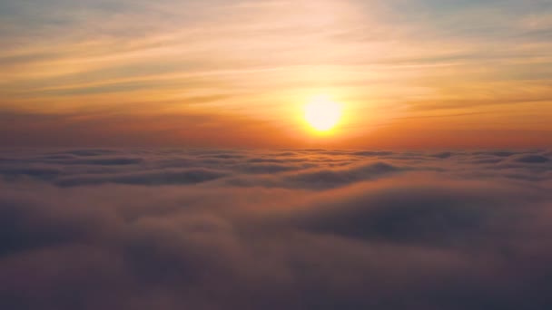 Stormachtige Paars Blauwe Wolken Bij Zonsondergang Drone View — Stockvideo