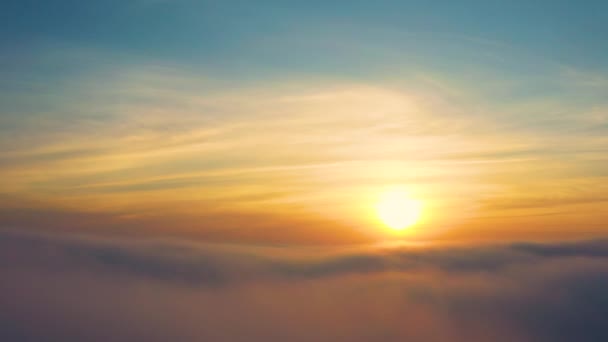 Burzliwe Purpurowo Niebieskie Chmury Zachodzie Słońca Widok Drona — Wideo stockowe