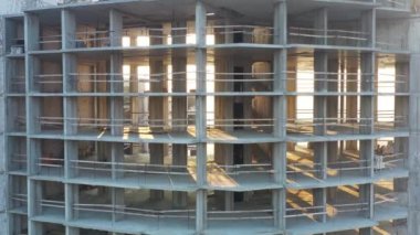 Çerçeve güçlendirilmiş beton yüksek bina