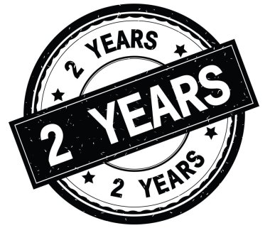 2 yıl yazılı metin siyah yuvarlak lastik damgası.