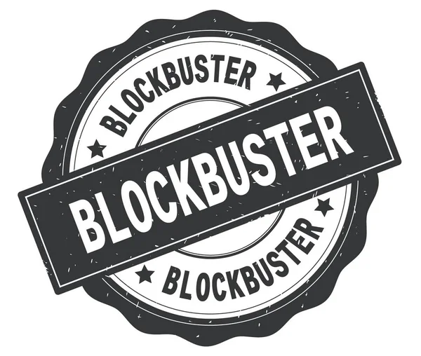 BLOCKBUSTER texto, escrito em crachá redondo cinza . — Fotografia de Stock