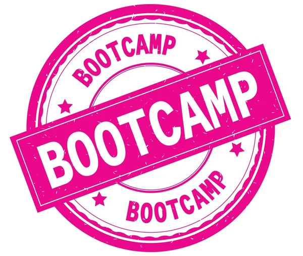 Bootcamp, skriven text på rosa runda gummistämpel. — Stockfoto