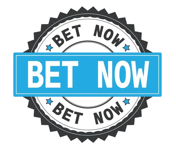 BET NOW text on grey and cyan round stamp, with zig zag border. — Stock Photo, Image