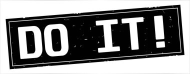 Tam siyah dikdörtgen damga üzerinde metin yapmak.