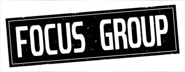 Tam siyah dikdörtgen damga üzerinde odak grup metin.