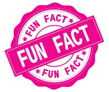 Pembe yuvarlak rozet yazılı eğlenceli aslında metin.