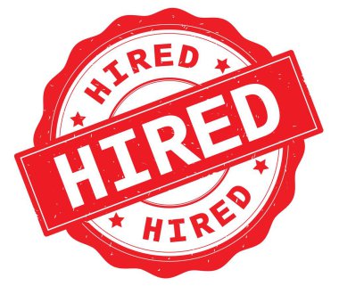 İşe alınan metin, kırmızı yuvarlak rozet yazılmış.