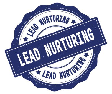 Mavi yuvarlak rozet yazılı kurşun Nurturing metin.