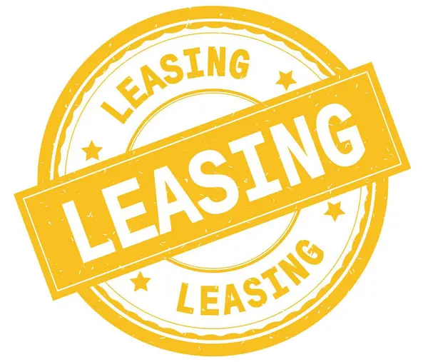 Leasing, geschreven tekst op gele ronde rubber stamp. — Stockfoto