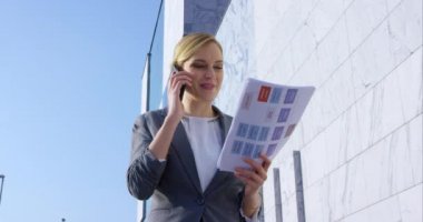 Telefon ve belgeleri holding işkadını konuşuyor