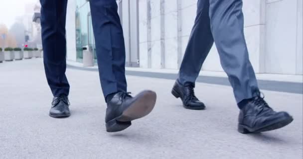 Legs of businessmen In traditional shoes — Stock Video