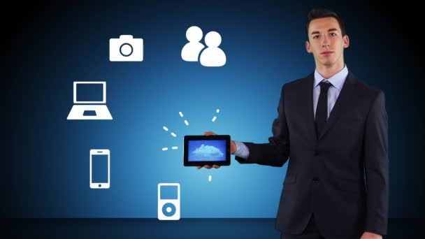 デジタル タブレットを持ったビジネスマン — ストック動画