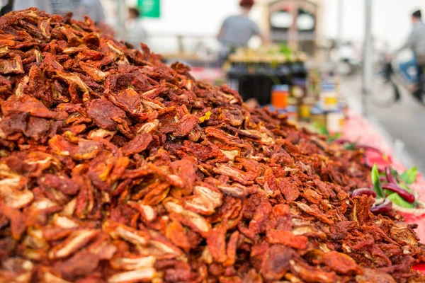 Close Dried Tomatoes Local Market – stockfoto