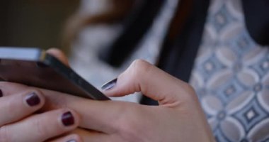 4K Yavaş Mo Smartphone 'da Kadın Mesajının Kapanışı