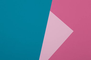 Mavi ve pembe arkaplan, renkli kağıt geometrik olarak bölgelere bölünür, çerçeve, boşluk kopyala.