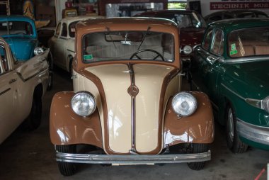 Retro vintage eski arabalar