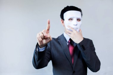 Sanal ekran - boşaltmak dokunmadan kendini gizleme maskeli anonim işadamı.