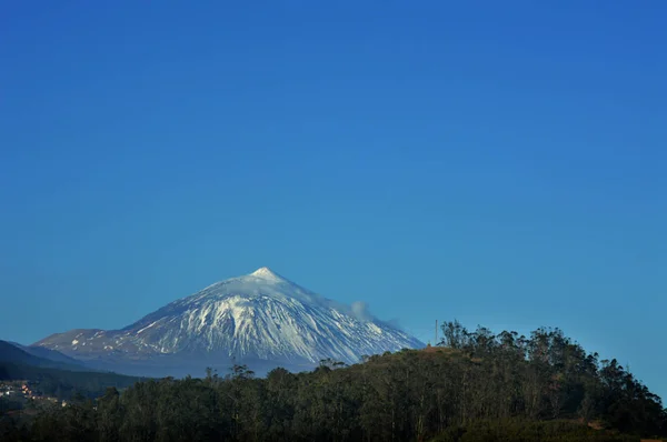Schneebedeckter Mount Teide Teneriffa — Stockfoto